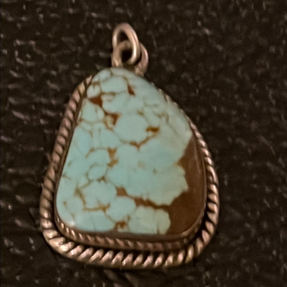 Vintage Native American Kingsman Turquoise pendant